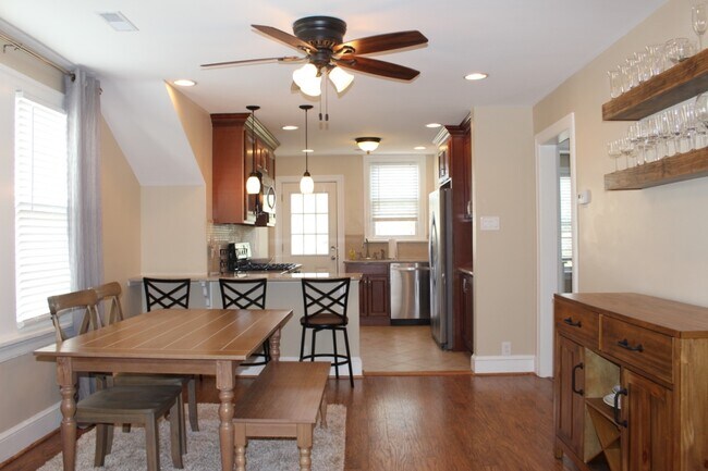 Foto del edificio - 109 N Granville Ave