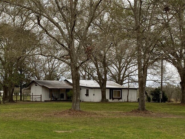 Building Photo - 18133 FM 1774
