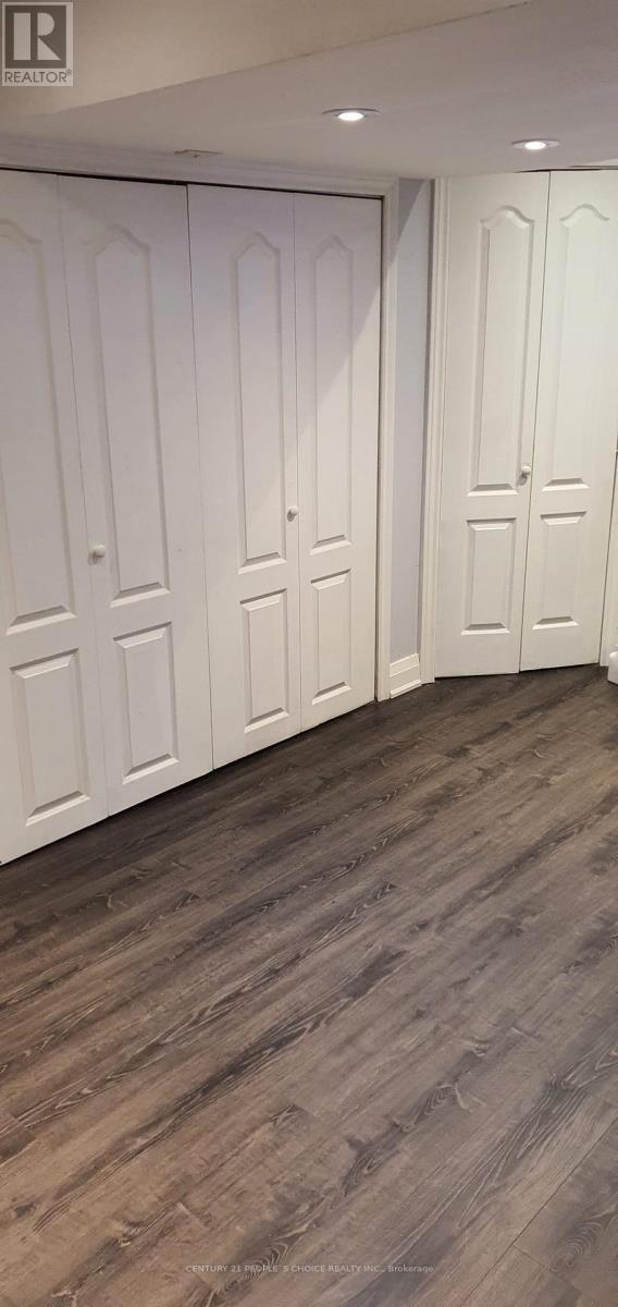 Photo du bâtiment - 3210 Carabella Way