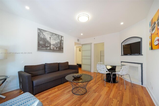 Foto del edificio - 1536 Jefferson Ave