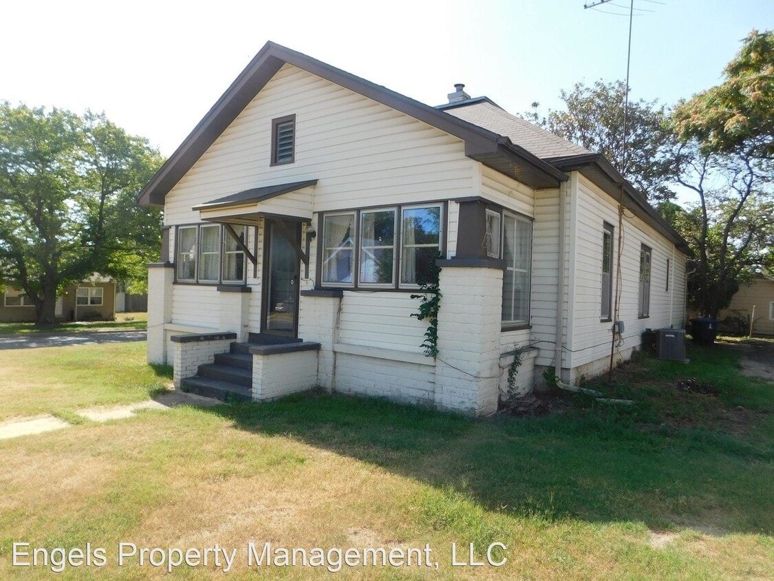 1001 W Towanda Ave, El Dorado, KS 67042 House Rental in El Dorado, KS