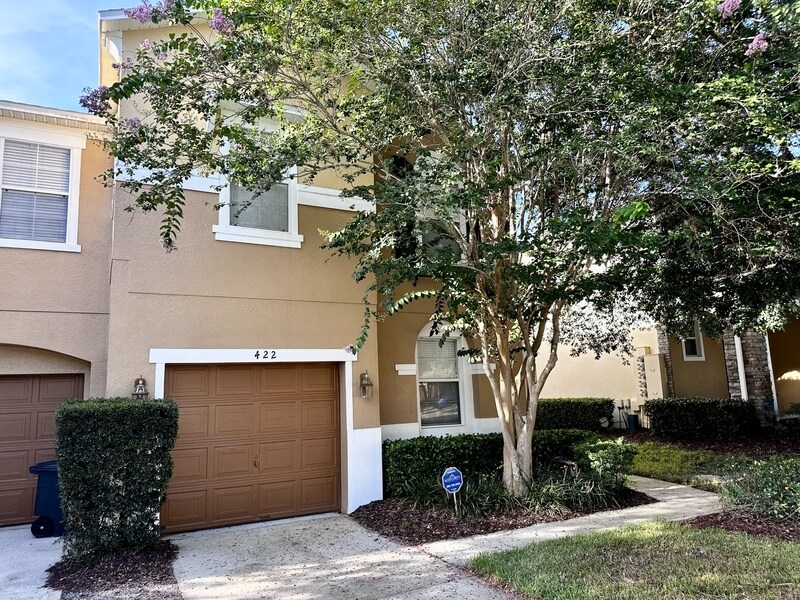 Foto principal - 422 Penny Royal Pl