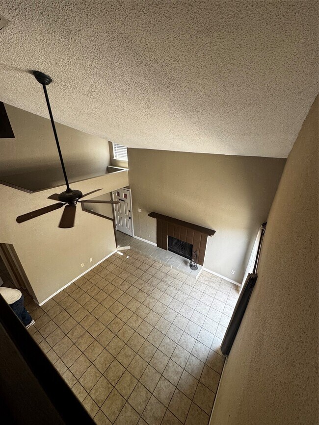 Foto del edificio - 9536 Pagewood Ln