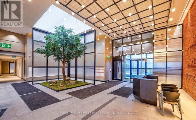 Building Photo - 3220 William Coltson Ave