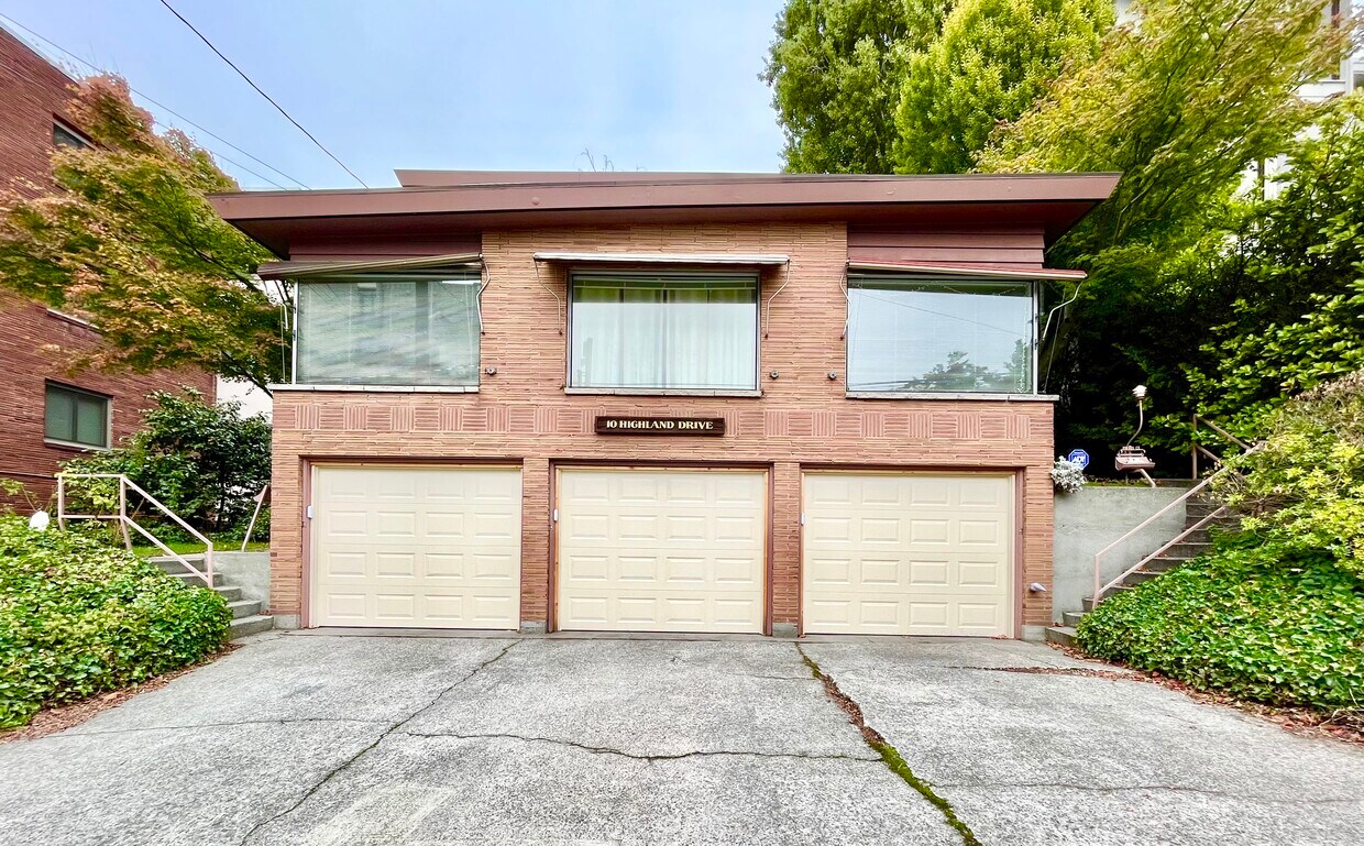 Primary Photo - 10-12 Highland Dr