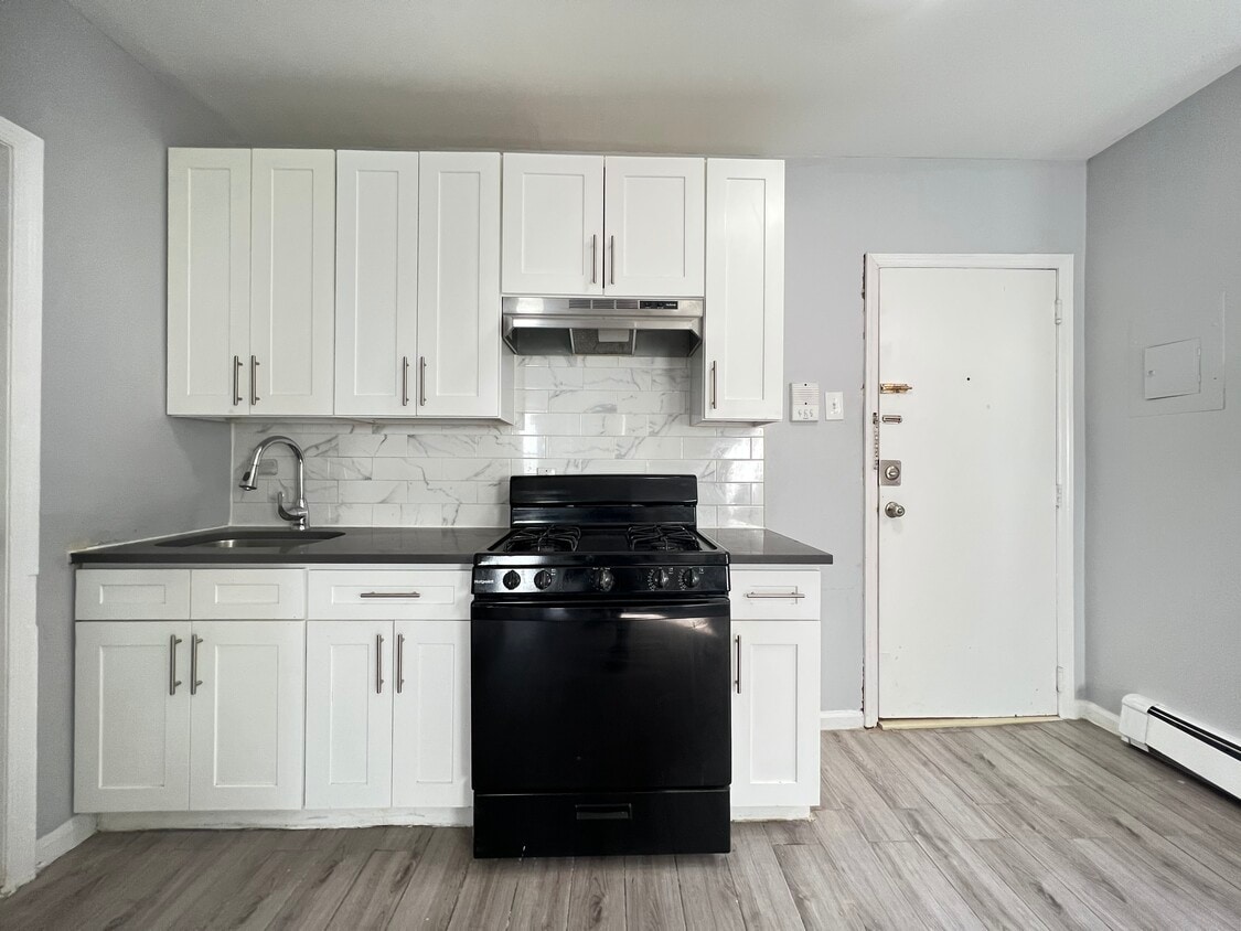 Unit 5 - 391 Avenue C