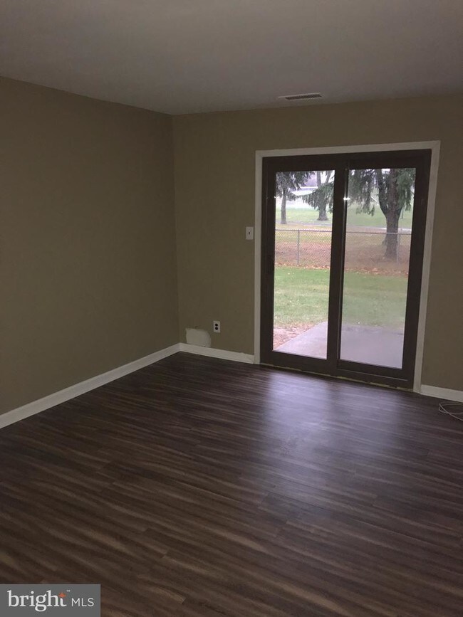Building Photo - 2036 Jason Dr