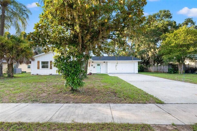 Building Photo - 508 Brooker Rd