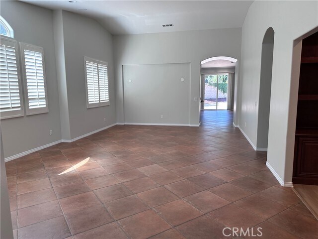 Building Photo - 21682 Amaryllis Ct