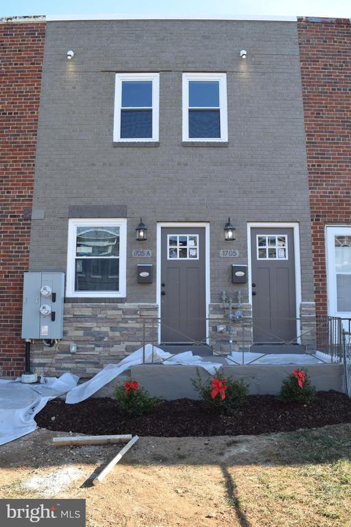 Building Photo - 1705 Montello Ave NE