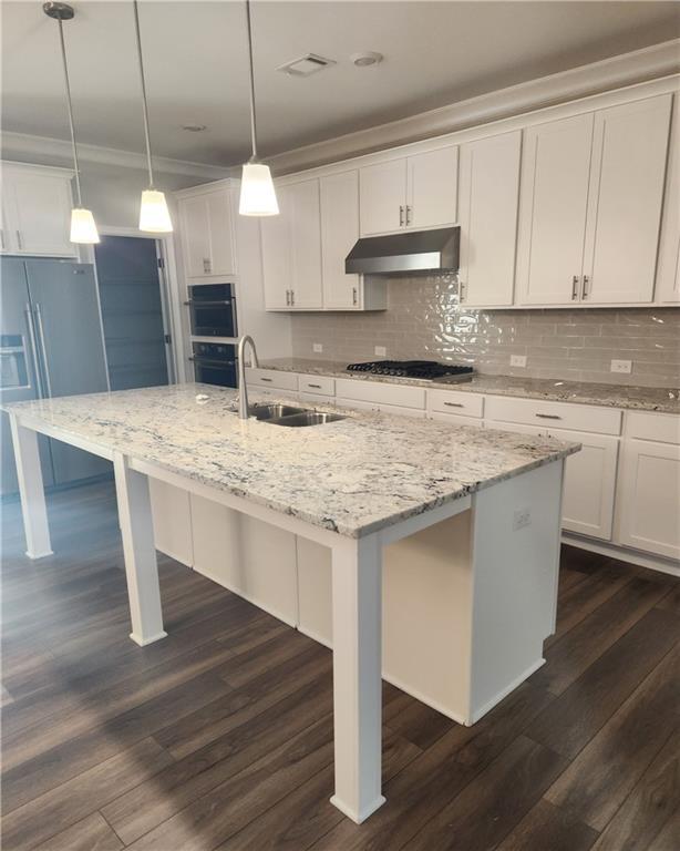 Foto del edificio - 5148 Golden Oak Cv