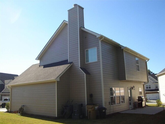 Foto del edificio - 6853 Grand Hickory Dr
