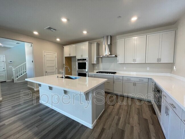 Foto del edificio - 1587 W Woodward Ave