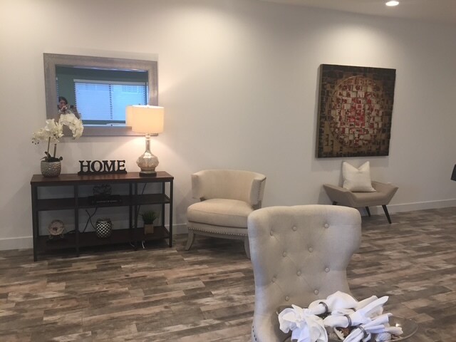 Foto del edificio - 1445 S Fairfax Ave