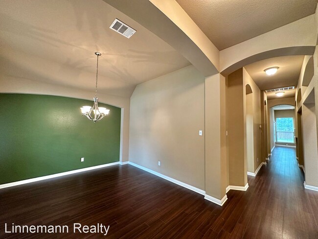 Building Photo - 3 br, 2 bath House - 3600 Greyfriar Drive