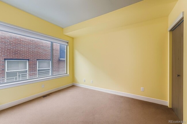 Photo - 2915 Umatilla St Townhome