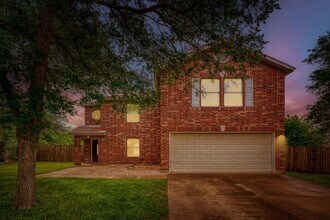 Building Photo - 928 Justeford Dr