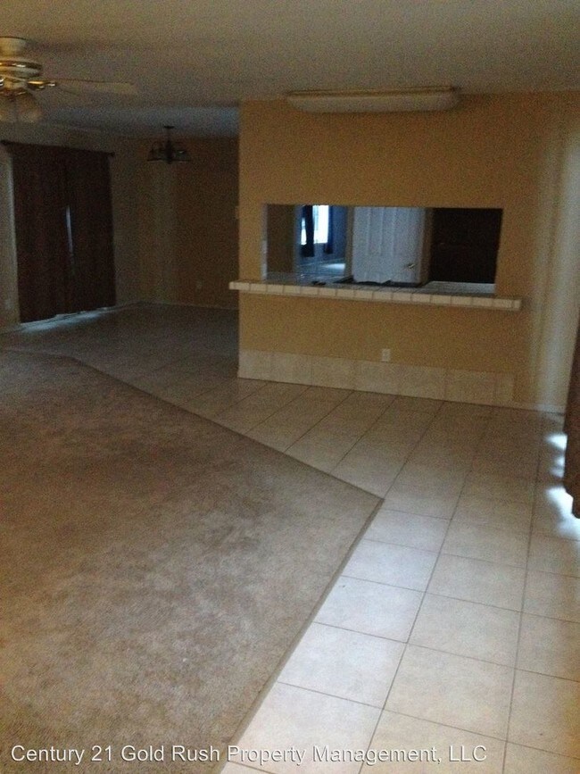 Building Photo - 3591 Mandeville Loop