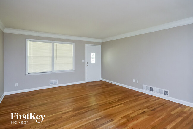 Building Photo - 1175 Milstead Ave NE