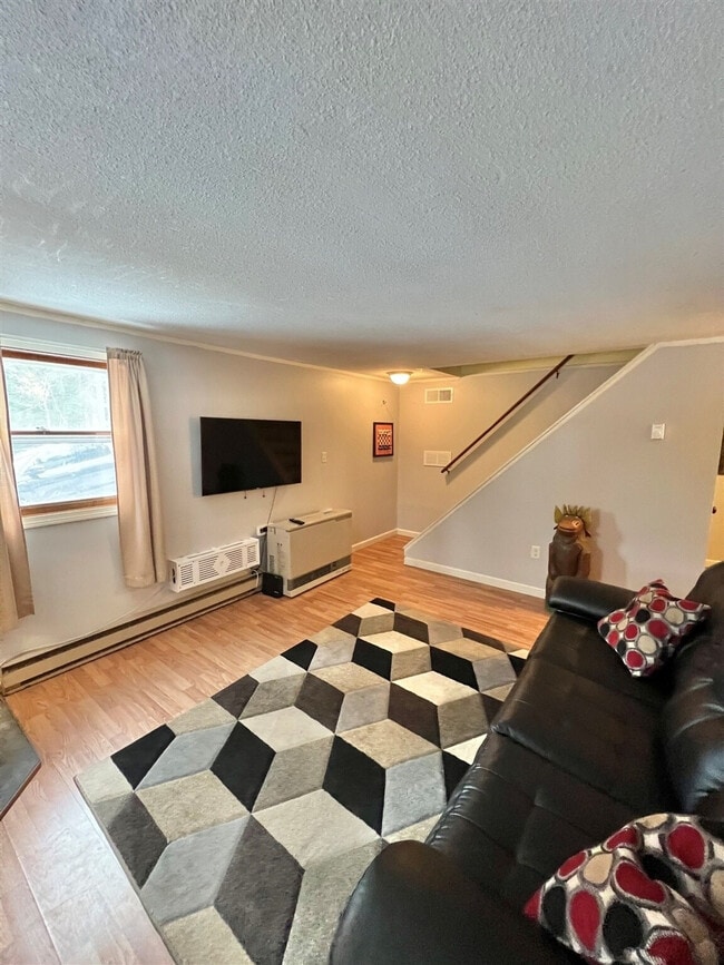 Building Photo - 11 Headwall Dr