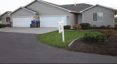 Building Photo - 11820 E Sinto Ave