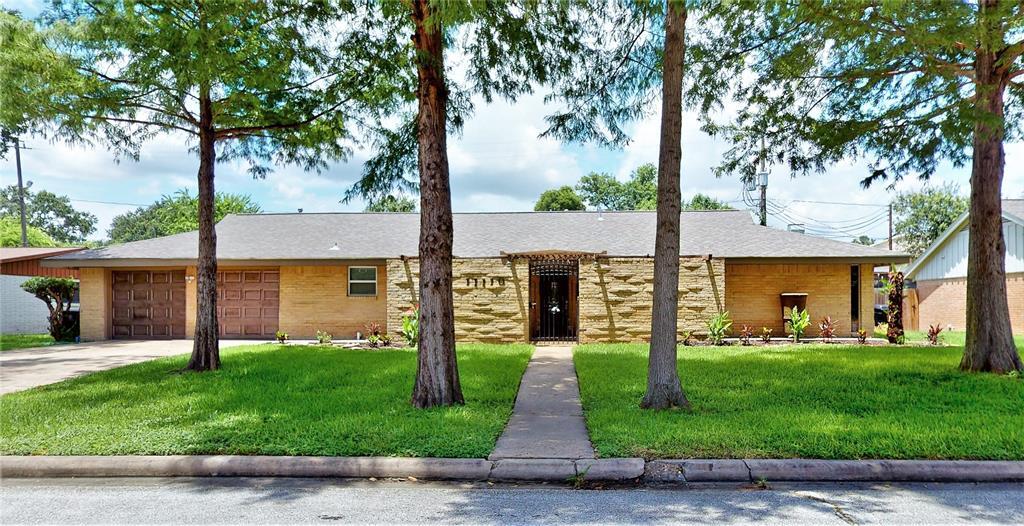 11110 Hazelhurst Dr, Houston, TX 77043 House Rental in Houston, TX