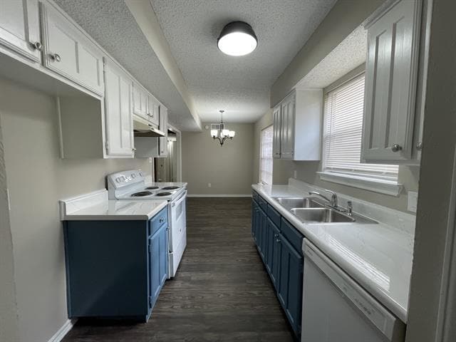 Foto del edificio - 4805 Crestmont Ct