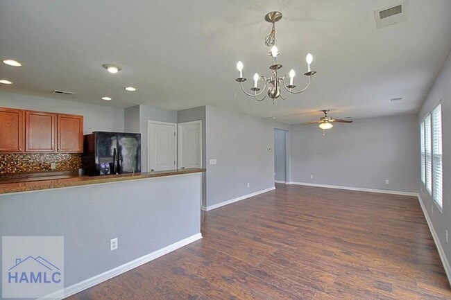 Foto del edificio - 207 Bender St