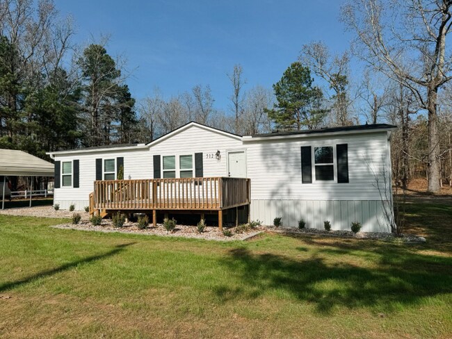 Foto del edificio - 512 Rock Creek Rd