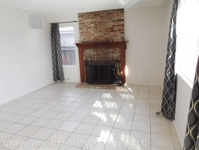 Building Photo - 3 br, 2.5 bath House - 3816 Bexley Square