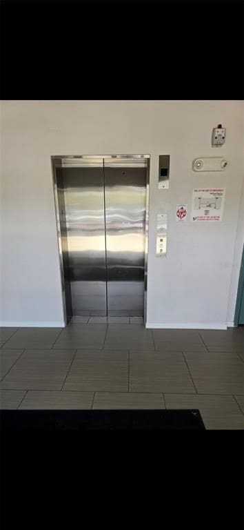 Building Photo - 6416 Brook Village Cove