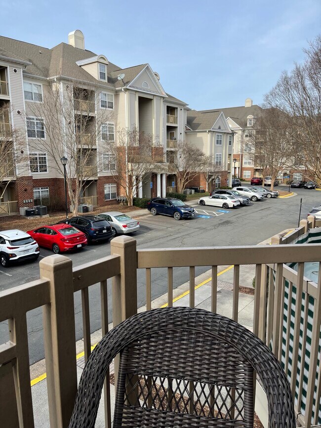 Foto del edificio - 2369 Sycamore View Ln