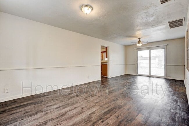 Foto del edificio - 917 NE 81st St