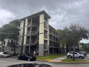 Building Photo - 2801 Riverside Dr