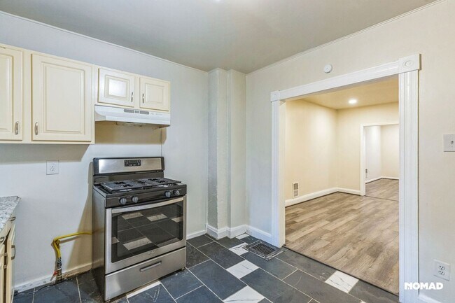 Foto del edificio - Charming 3BR Townhome in Baltimore