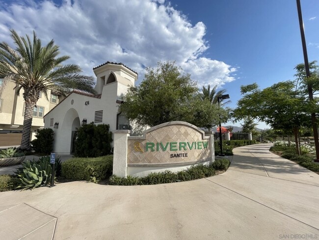 Building Photo - 333 Millstream Ct