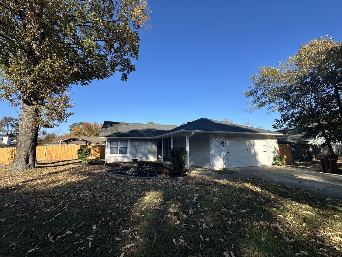 Photo - 804 Arondale Crescent (Chesapeake, VA)