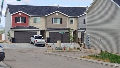 Building Photo - 3037 N 275 E