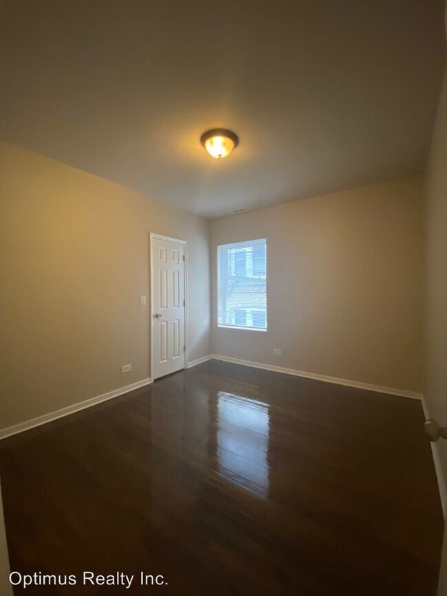 Foto del edificio - 7800 S Marshfield Ave
