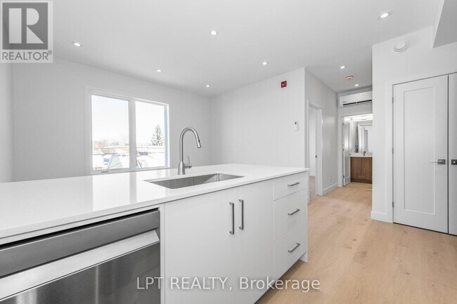 Photo du bâtiment - 319 Shakespeare St