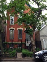 Building Photo - 1823 W Superior St