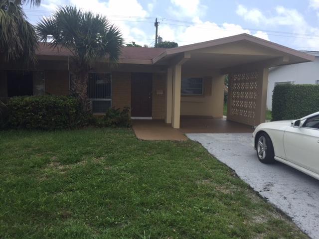 Foto principal - 2726 NE 5th Ave