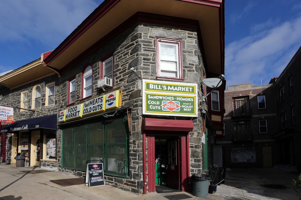 Wynnefield Apartments for Rent with a Living Room Philadelphia, PA