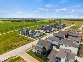 Building Photo - 3416 Indigo Wy
