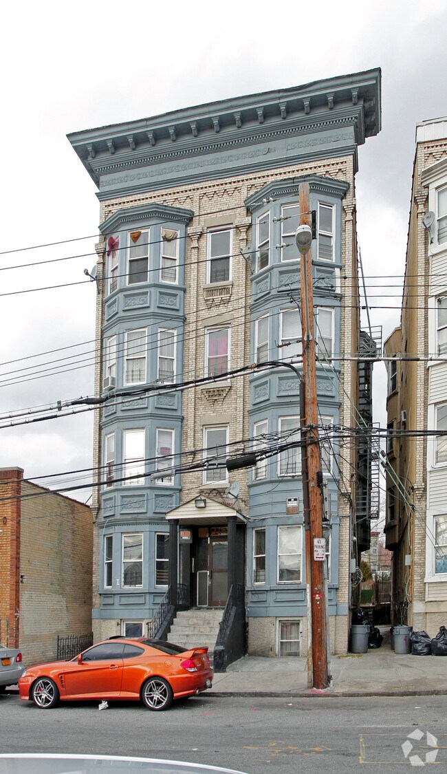 121 Ludlow St, Yonkers, NY 10705 Apartments Yonkers, NY