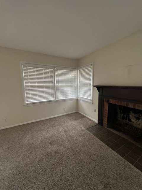 Building Photo - 227 Beeler Dr