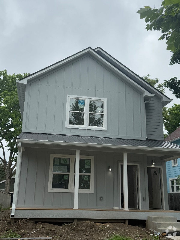 Building Photo - 2752 Guilford Ave