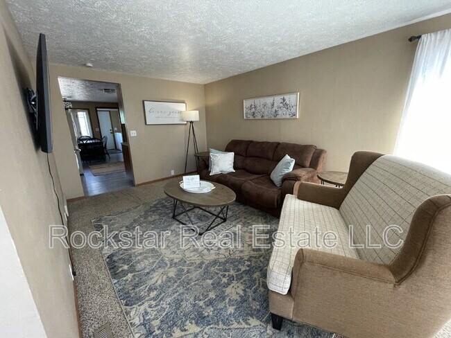 Foto del edificio - 1425 E Garland Ave