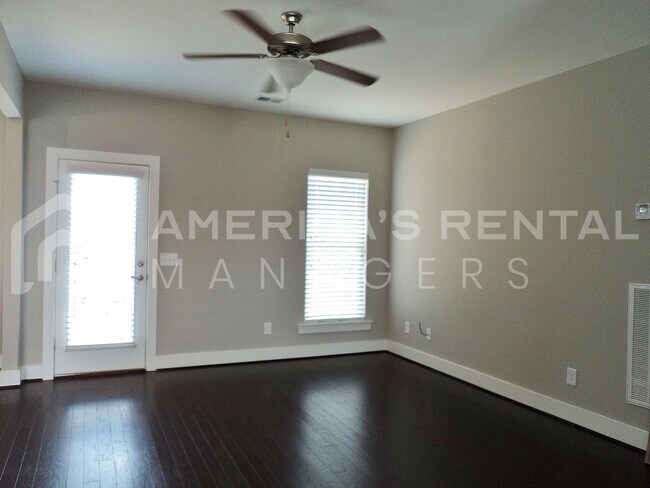 Building Photo - Home for rent in McCalla, AL.... AVAILABLE...