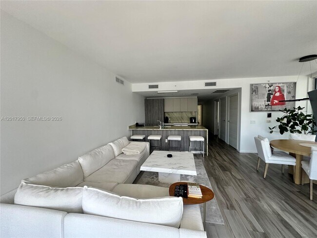 Foto del edificio - 801 S Miami Ave